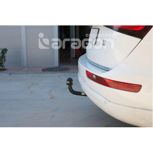 Фаркоп ARAGON на AUDI Q5 2008–2017  Арт. E0409AA (8R)