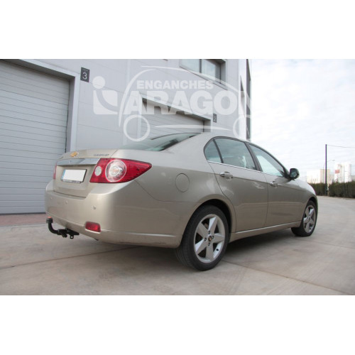 Фаркоп ARAGON на CHEVROLET Epica 2006–2010  Арт. E1001AV 