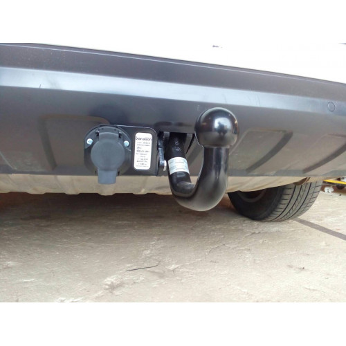 Фаркоп ARAGON на AUDI Q7 2005–2015  Арт. E6710AA 